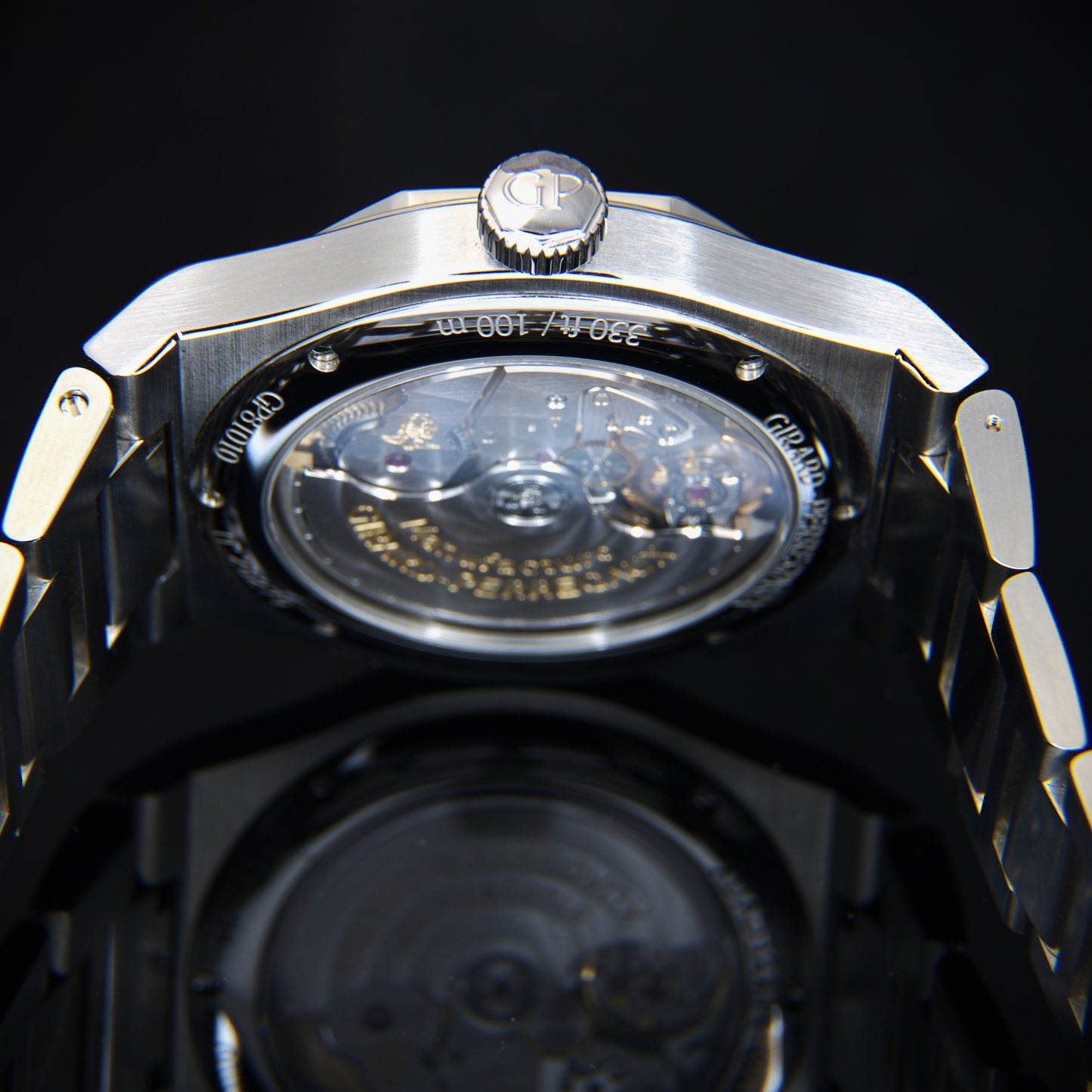 Girard-Perregaux Laureato 81010-11-431-11A