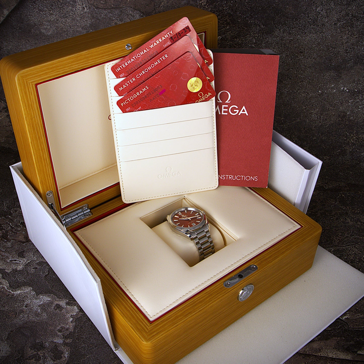 Omega Seamaster Aqua Terra Shades Terracotta 220.10.38.20.13.003