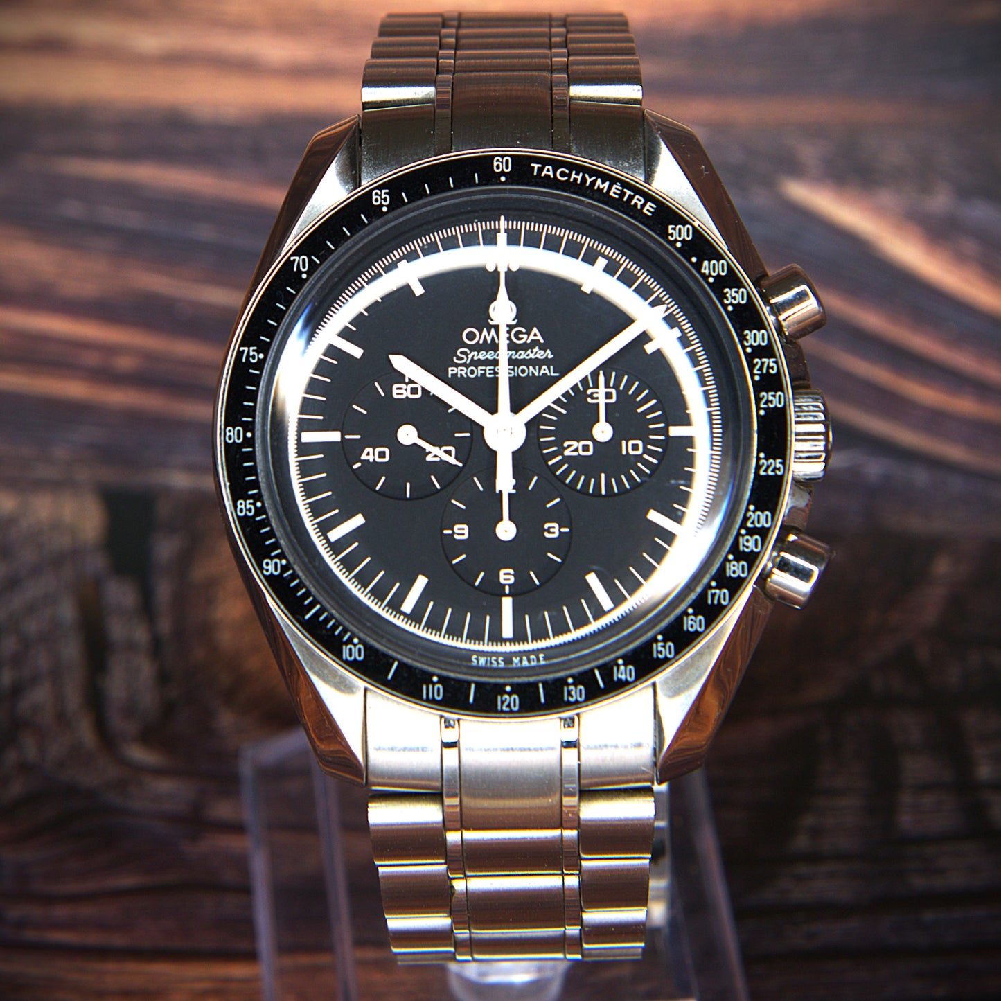 OMEGA Speedmaster Moonwatch Professional 311.30.42.30.01.005 Special Edition Box