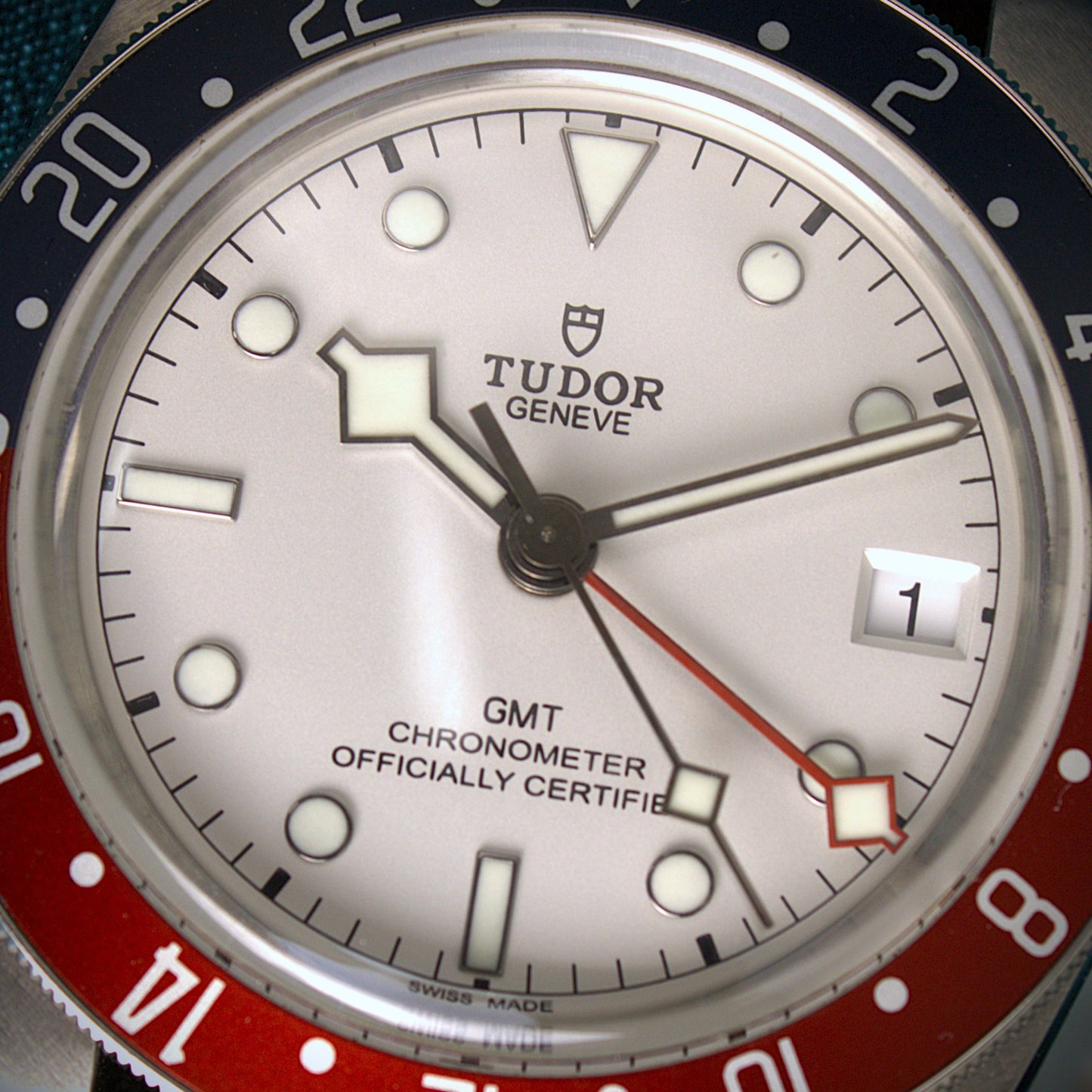 Tudor Black Bay GMT Pepsi Opaline 79830RB